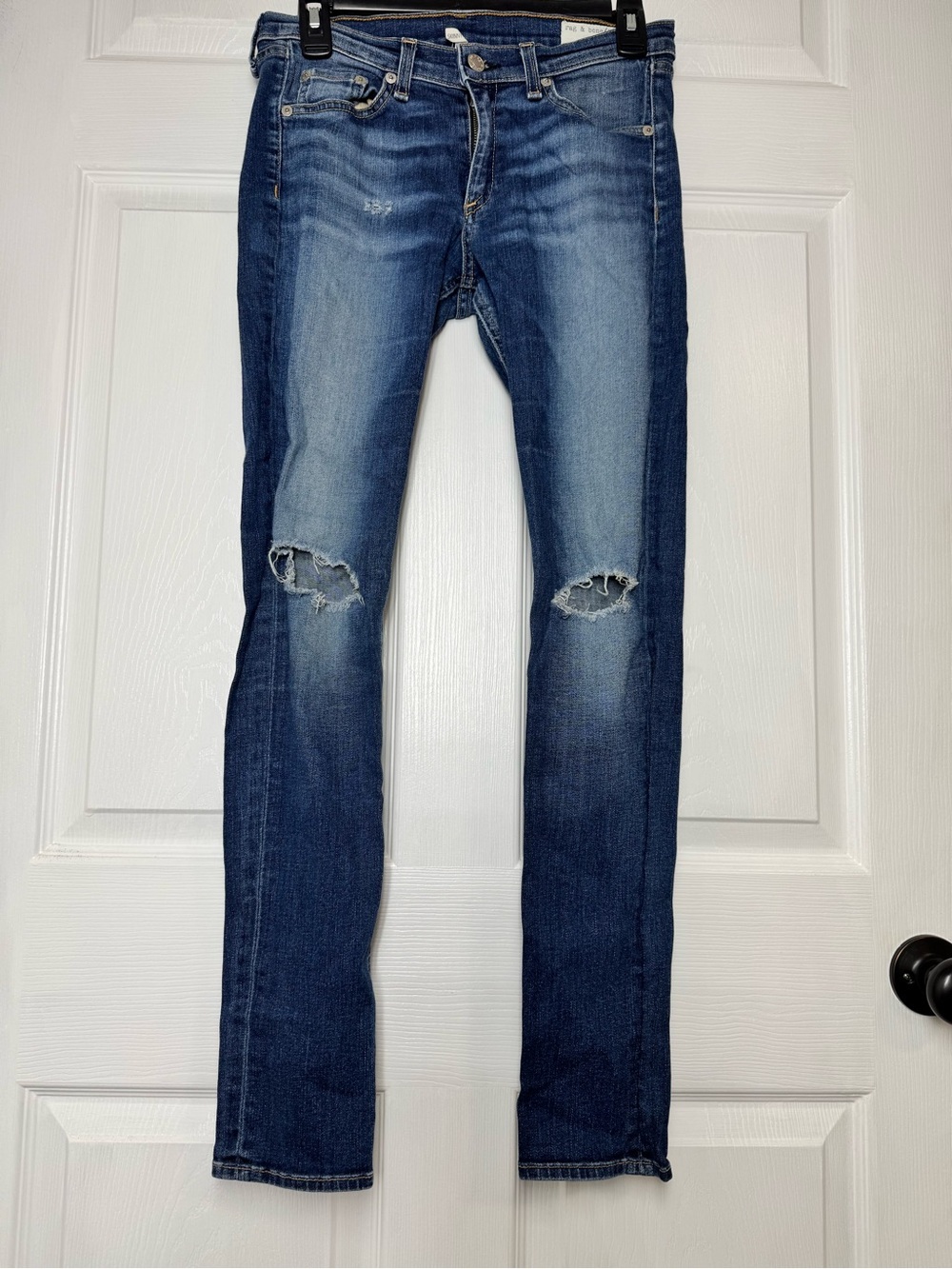 rag & bone Women's Skinny Jeans in Distressed Blue